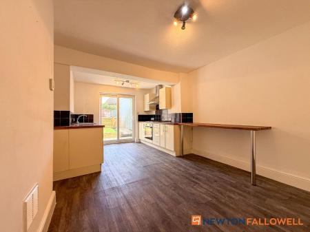 3 bedroom Terraced House for sale in Bowbridge Road, Newark, NG24