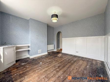 3 bedroom Terraced House for sale in Bowbridge Road, Newark, NG24