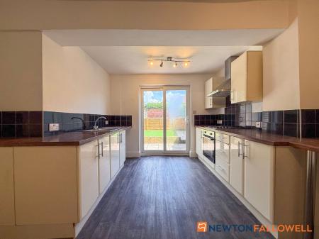 3 bedroom Terraced House for sale in Bowbridge Road, Newark, NG24