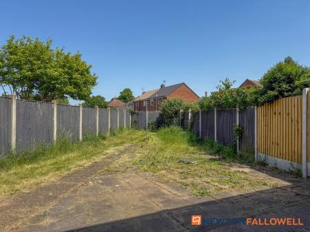 3 bedroom Semi-detached house for sale in Cranmer Road, Newark, NG24