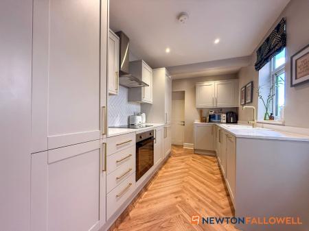 3 bedroom Terraced House for sale in Nicholson Street, Newark, NG24