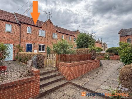 2 bedroom Terraced House for sale in Stodman Mews, Newark, NG24
