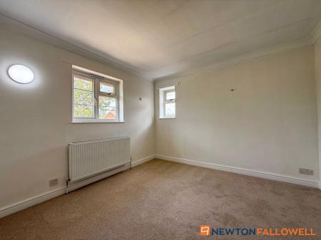 5 bedroom Detached house for sale in Mill Lane, Caunton, NG23