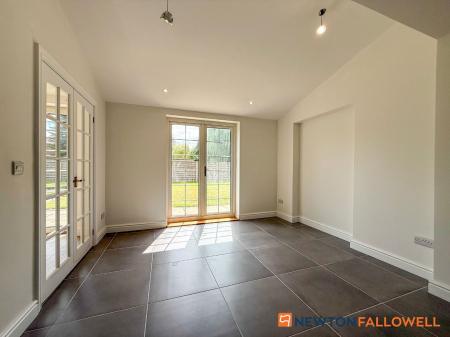 5 bedroom Detached house for sale in Mill Lane, Caunton, NG23