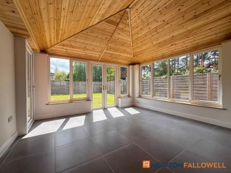5 bedroom Detached house for sale in Mill Lane, Caunton, NG23