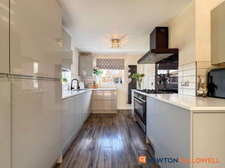 3 bedroom Detached house for sale in Rowan Way, Balderton, NG24