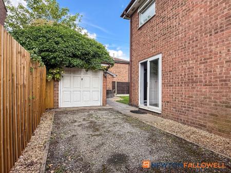 3 bedroom Detached house for sale in Rowan Way, Balderton, NG24