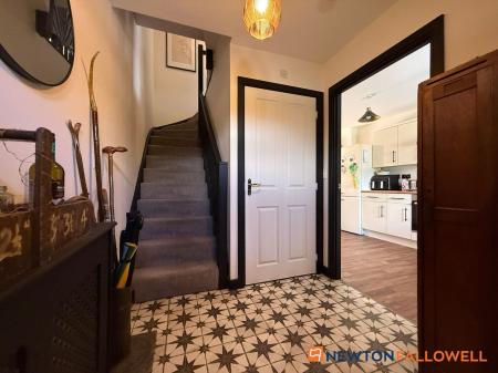 4 bedroom End of terrace house for sale in Lavender Way, Newark, NG24
