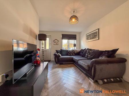 2 bedroom Terraced House for sale in Anderby Close, Fernwood, NG24