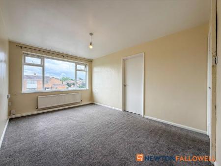 2 bedroom Flat for sale in Wolfit Avenue, Balderton, NG24