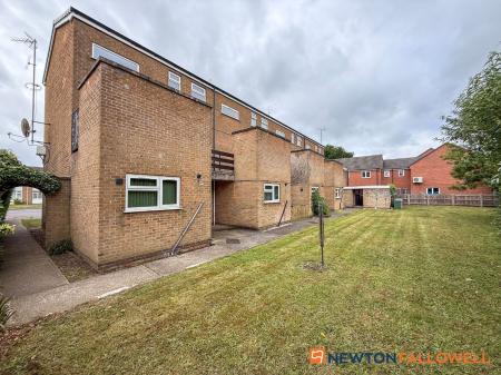 2 bedroom Flat for sale in Wolfit Avenue, Balderton, NG24