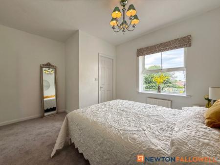 4 bedroom Semi-detached house for sale in Cameron Lane, Fernwood, NG24