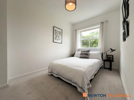 4 bedroom Semi-detached house for sale in Cameron Lane, Fernwood, NG24