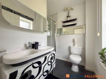 4 bedroom Semi-detached house for sale in Cameron Lane, Fernwood, NG24