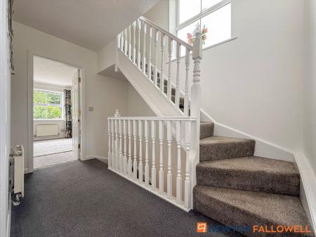 4 bedroom Semi-detached house for sale in Cameron Lane, Fernwood, NG24