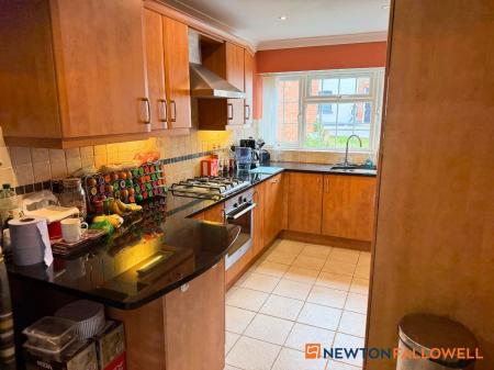 3 bedroom End of terrace house for sale in Barnby Gate, Newark, NG24