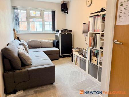 3 bedroom End of terrace house for sale in Barnby Gate, Newark, NG24