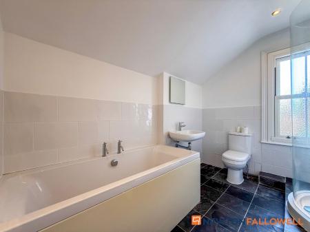 2 bedroom Semi-detached house for sale in Palmer Road, Sutton-On-Trent, NG23