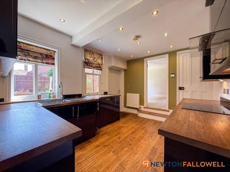 2 bedroom Semi-detached house for sale in Palmer Road, Sutton-On-Trent, NG23
