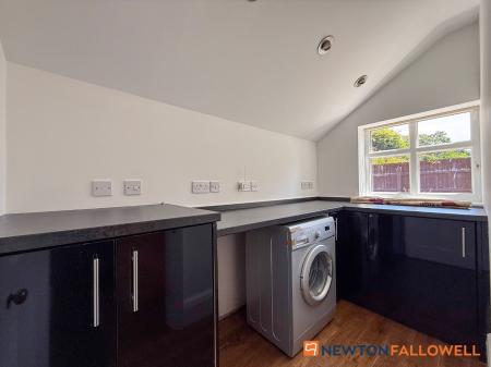 2 bedroom Semi-detached house for sale in Palmer Road, Sutton-On-Trent, NG23