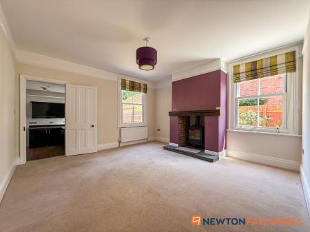 2 bedroom Semi-detached house for sale in Palmer Road, Sutton-On-Trent, NG23