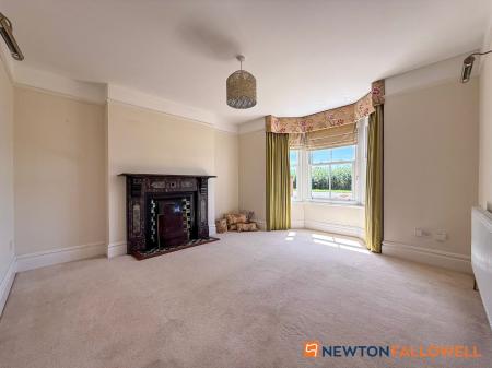 2 bedroom Semi-detached house for sale in Palmer Road, Sutton-On-Trent, NG23