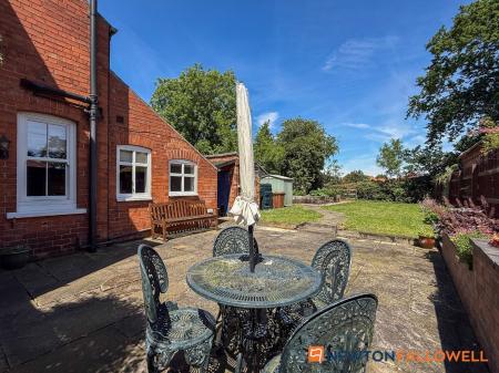 2 bedroom Semi-detached house for sale in Palmer Road, Sutton-On-Trent, NG23