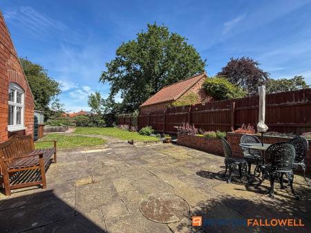 2 bedroom Semi-detached house for sale in Palmer Road, Sutton-On-Trent, NG23