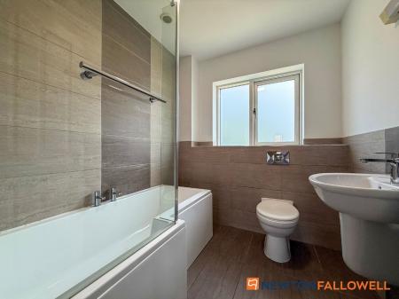 3 bedroom End of terrace house for sale in Pitomy Drive, Collingham, NG23