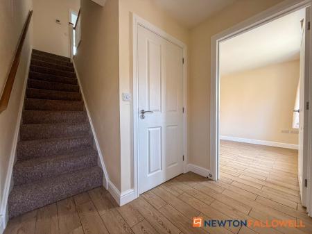 3 bedroom End of terrace house for sale in Pitomy Drive, Collingham, NG23