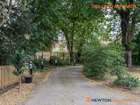 2 bedroom Detached house for sale in Winthorpe Road, Newark, NG24