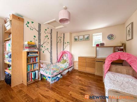 2 bedroom Detached house for sale in Winthorpe Road, Newark, NG24