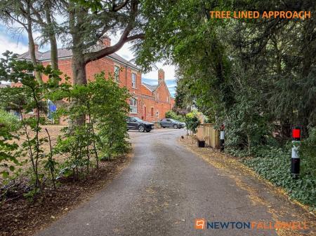 2 bedroom Detached house for sale in Winthorpe Road, Newark, NG24
