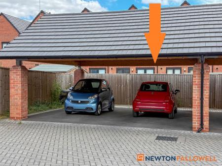 3 bedroom Town house for sale in Stadium Avenue, Newark, NG24