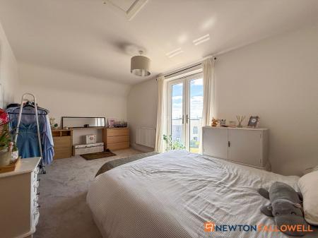 3 bedroom Town house for sale in Stadium Avenue, Newark, NG24