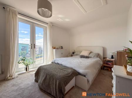 3 bedroom Town house for sale in Stadium Avenue, Newark, NG24