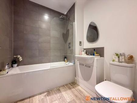3 bedroom Town house for sale in Stadium Avenue, Newark, NG24