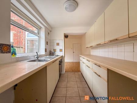 2 bedroom Terraced House for sale in Barnby Gate, Newark, NG24