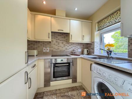 2 bedroom Detached bungalow for sale in Church Street, Long Bennington, NG23