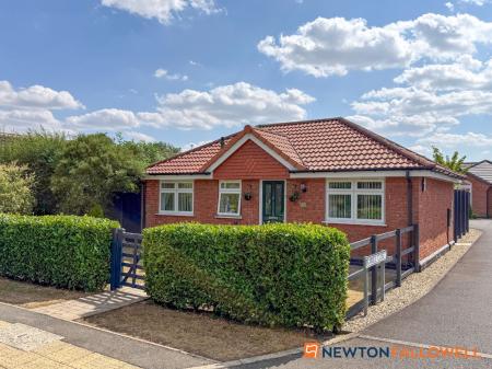 2 bedroom Detached bungalow for sale in Church Street, Long Bennington, NG23