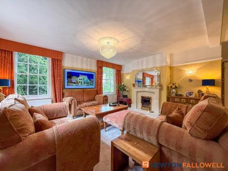 4 bedroom Detached house for sale in Main Street, Balderton, NG24
