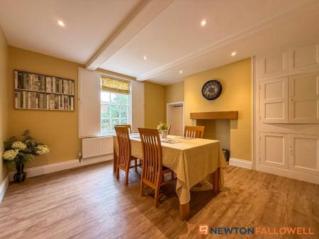 4 bedroom Detached house for sale in Main Street, Balderton, NG24