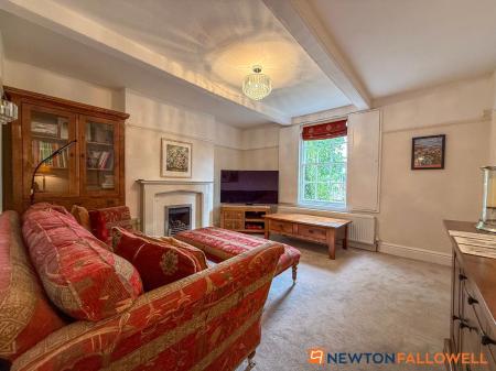 4 bedroom Detached house for sale in Main Street, Balderton, NG24