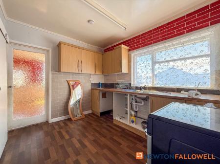 2 bedroom End of terrace house for sale in Mount Road, Balderton, NG24