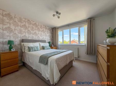 4 bedroom Detached house for sale in Ringrose Close, Newark, NG24