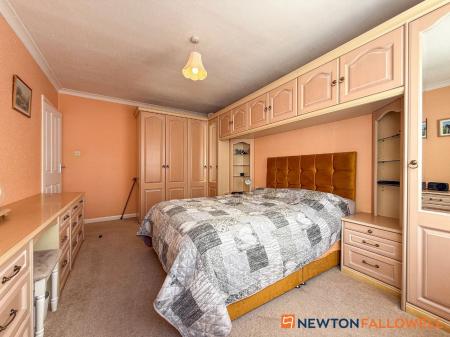 4 bedroom Bungalow for sale in Brewery Lane, Carlton-Le-Moorland, LN5