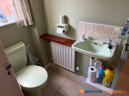 4 bedroom Bungalow for sale in Brewery Lane, Carlton-Le-Moorland, LN5