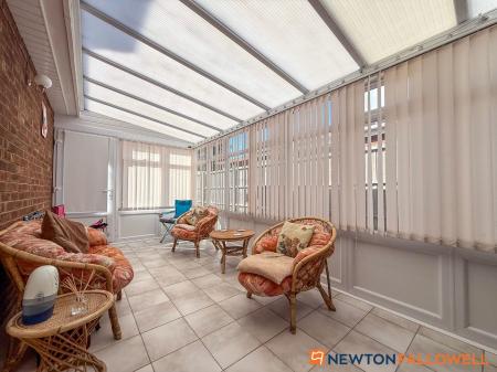 4 bedroom Bungalow for sale in Brewery Lane, Carlton-Le-Moorland, LN5