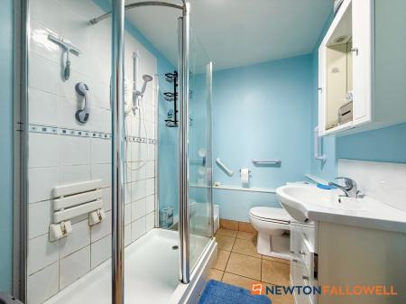 4 bedroom Bungalow for sale in Brewery Lane, Carlton-Le-Moorland, LN5