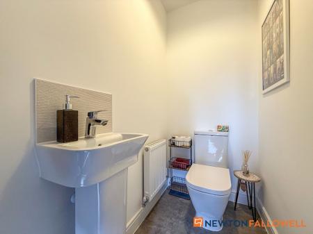 4 bedroom Detached house for sale in Anderby Close, Fernwood, NG24